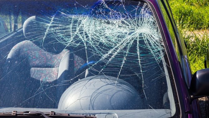 How to Choose the Perfect Auto Glass Repair Company